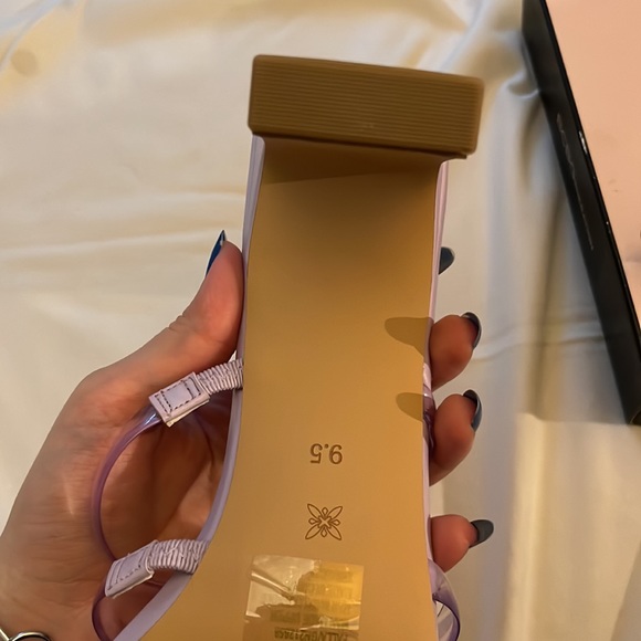 BCBGeneration Lavender Purple falla heels - Picture 2 of 5